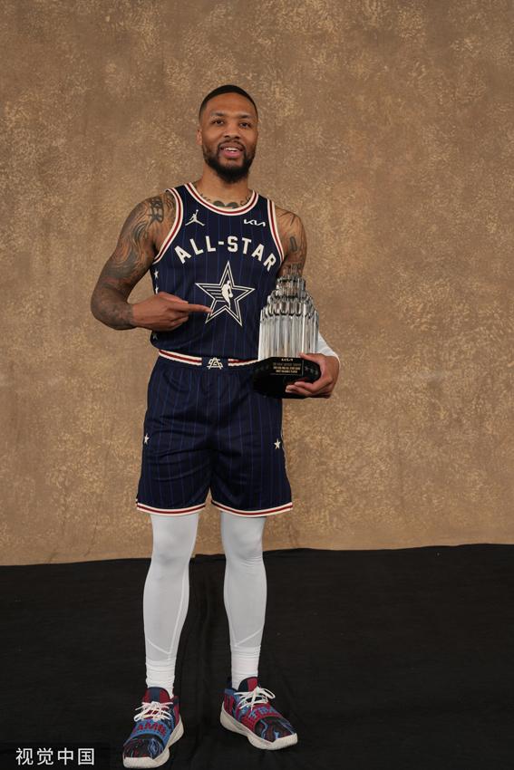 正因为他们 正因为他们